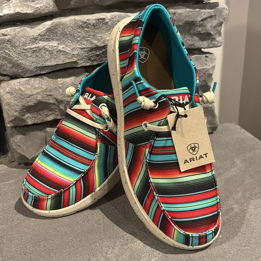 Ariat Hilo Striking Serape,Southwestern,FLX Foam sole,cushion insole,moc toe